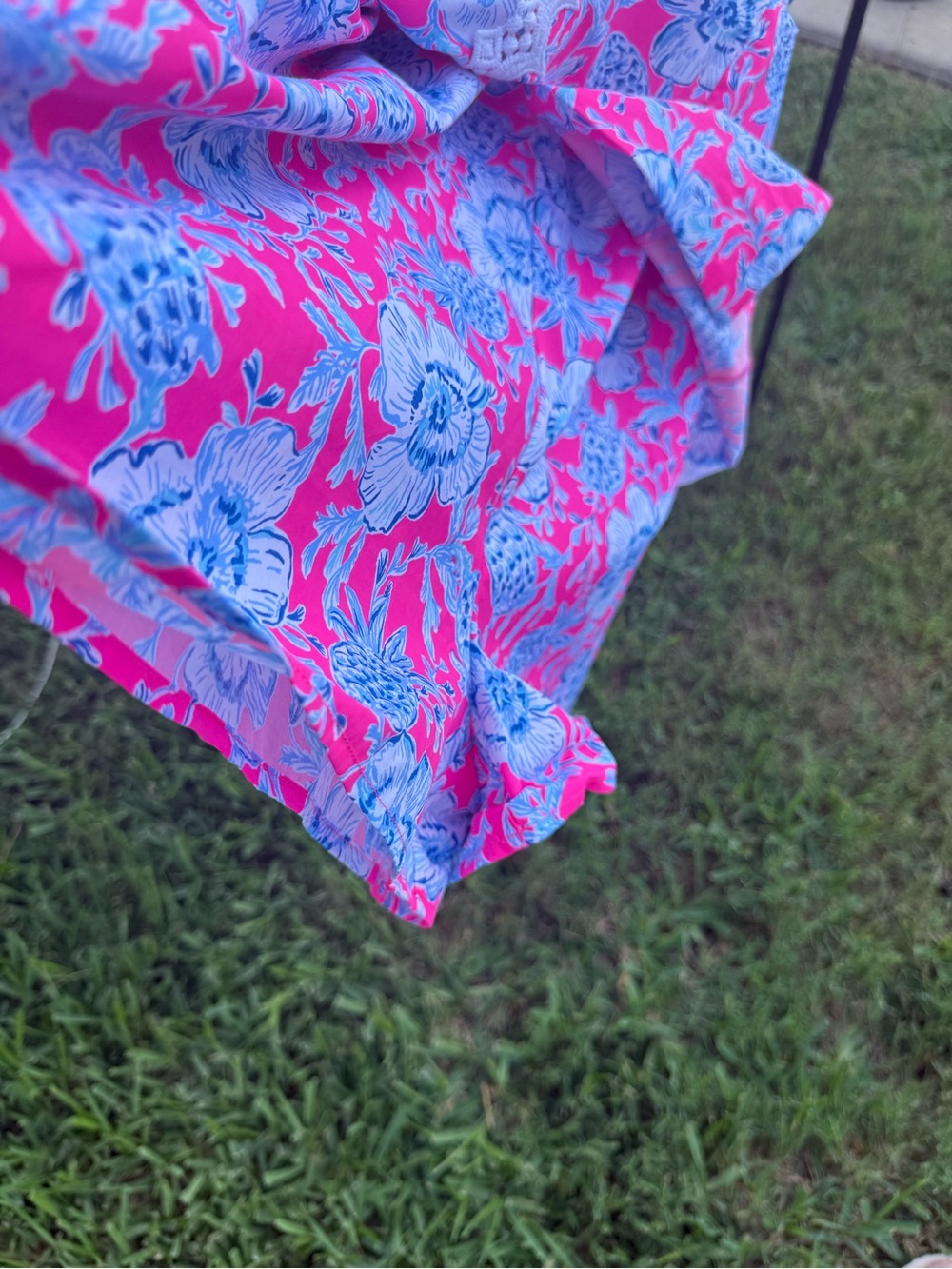Lilly Pulitzer - Picture 4 of 10